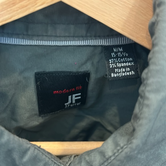3/$30 - JFerrar Grey Men’s Casual Button Down Front Breast Pocket Shoulder - Picture 2 of 4